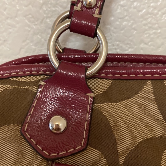 Coach purse - Picture 4 of 16